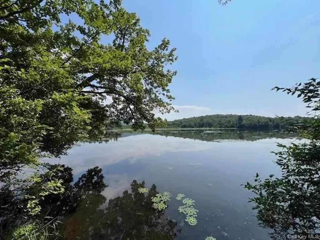 Lot 68 Shore Road, Swan Lake