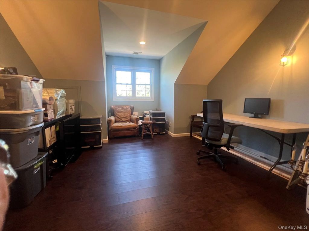 5720 Sunrise Highway, Massapequa