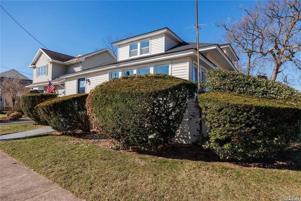 33 Marshall Avenue, Lynbrook