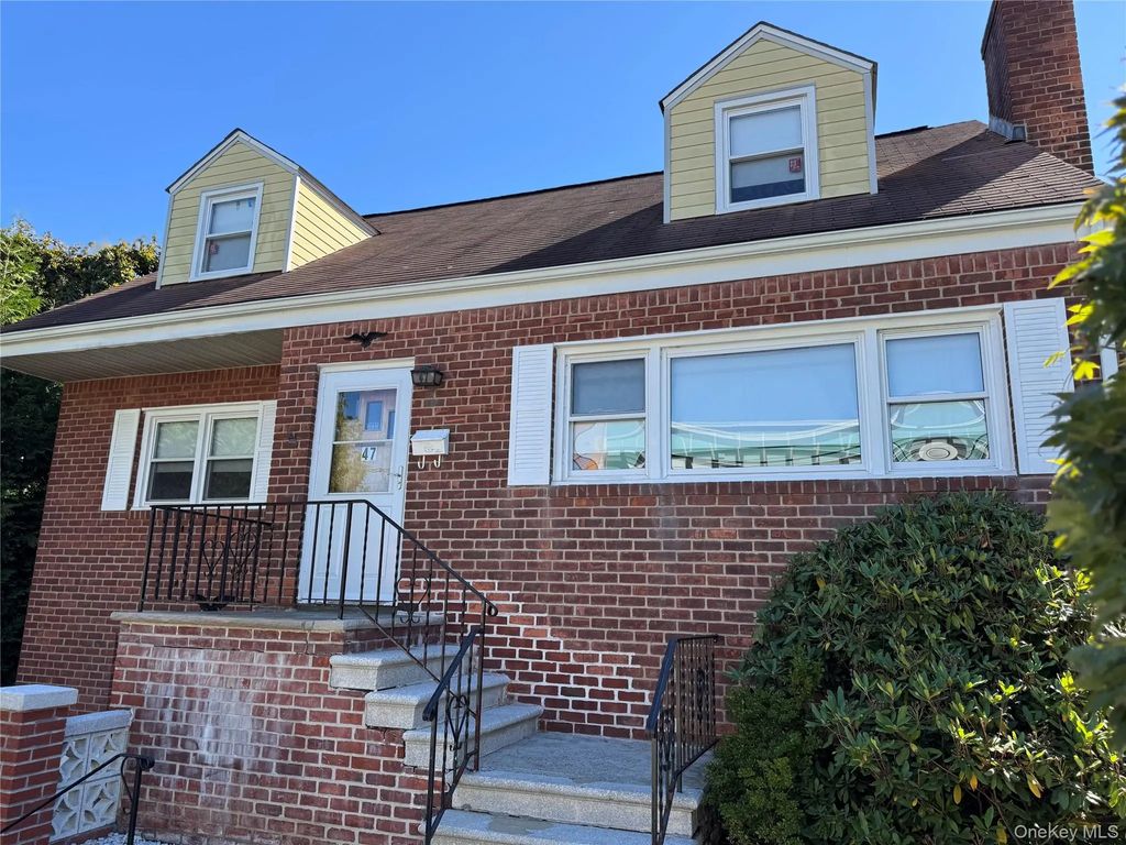 47 Brewster Avenue, Yonkers