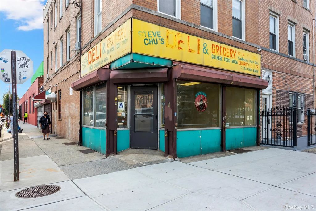9-20 34th Avenue, Long Island City