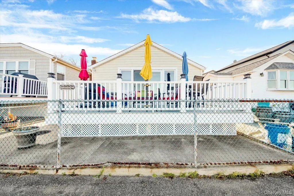 6 Edgewater Park # 6d, Bronx