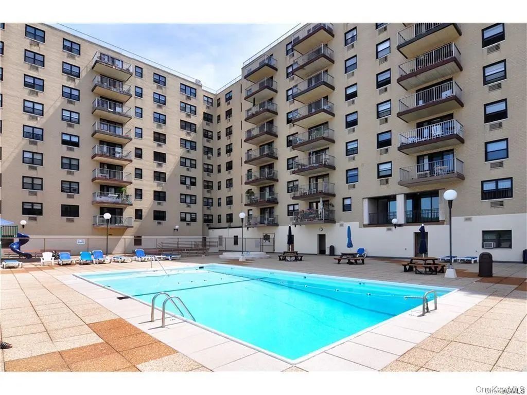 1085 Warburton Avenue # 516, Yonkers