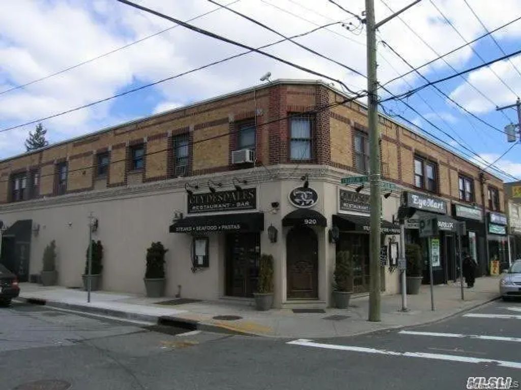 918 Hempstead Turnpike 1, Franklin Square