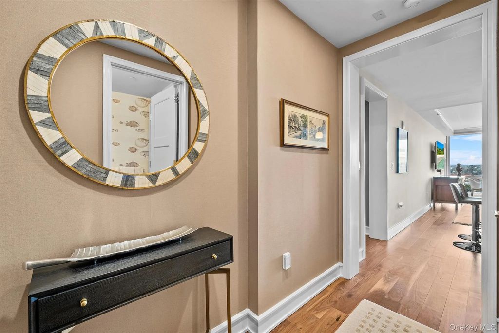 5 Renaissance Square # 19b, White Plains