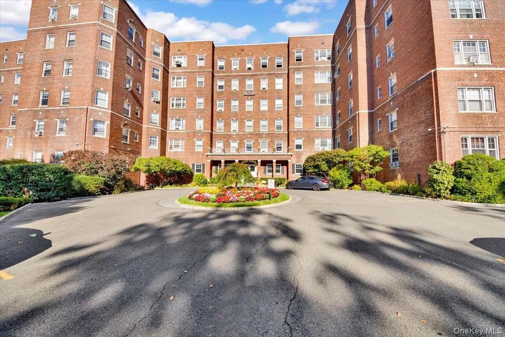 50 N Broadway # 1l, White Plains