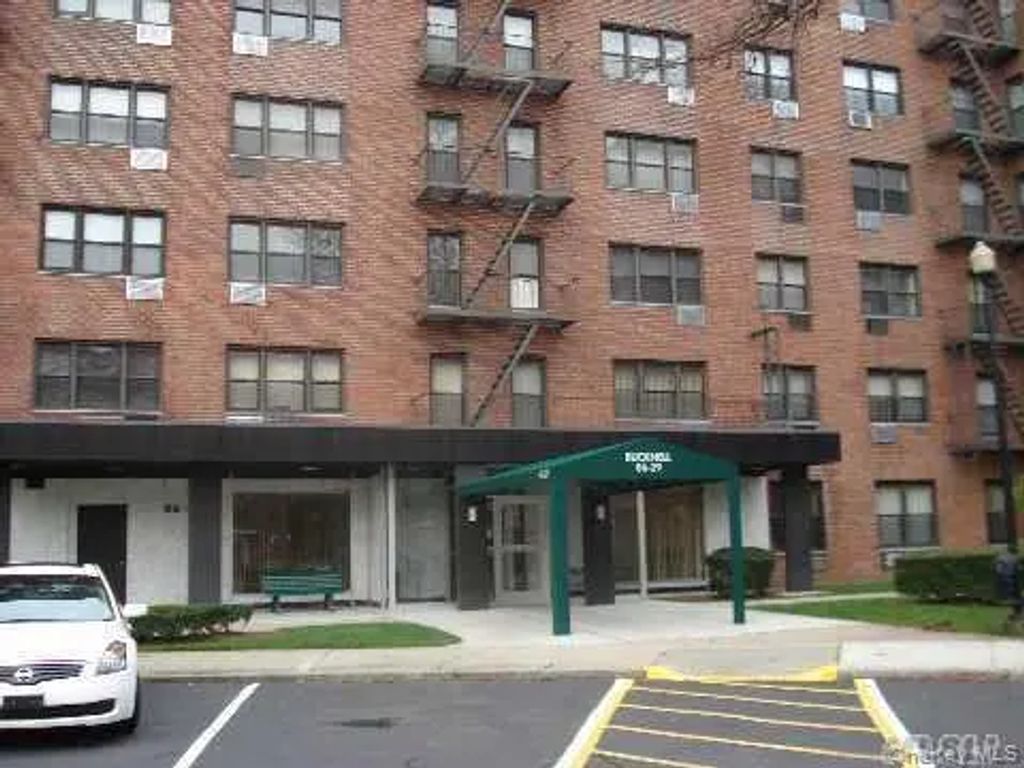86-29 155 Avenue # 5f, Howard Beach