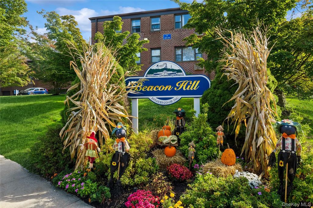 17 Manor House Drive # K13, Dobbs Ferry