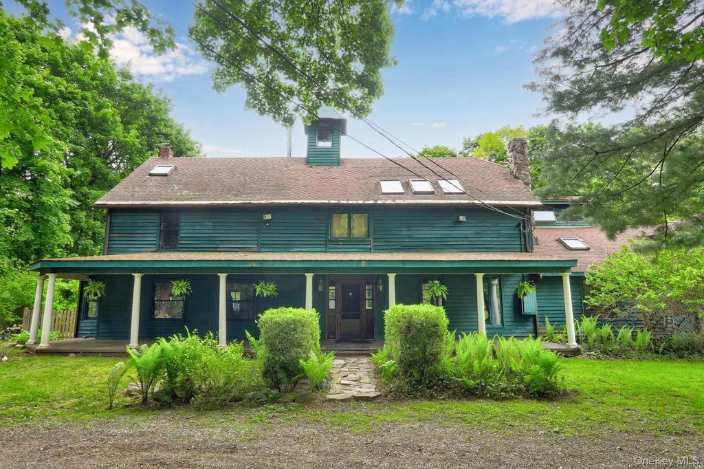 1780 Strawberry Road, Mohegan Lake