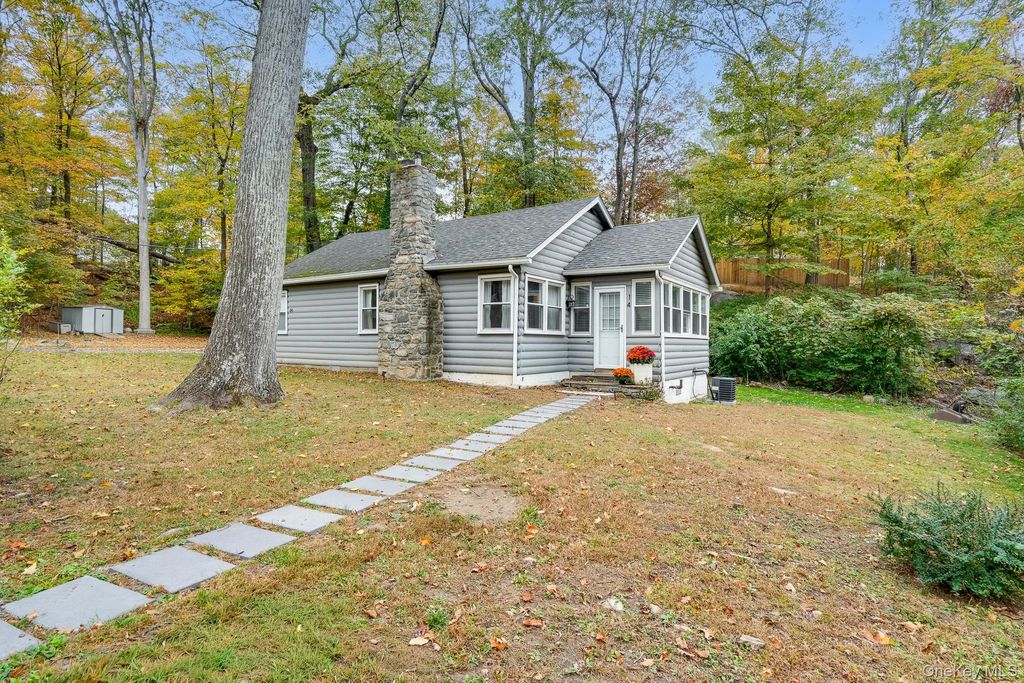 14 Sylvan Drive, Mahopac