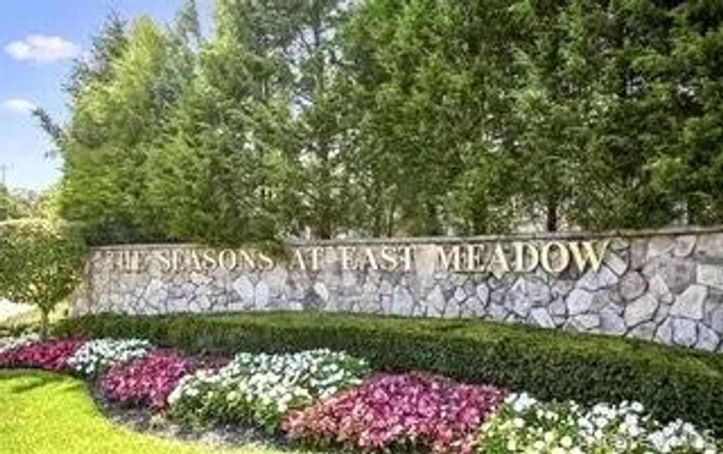 272 Spring Drive, East Meadow
