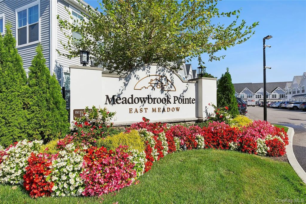 305 Emanuel Way, East Meadow