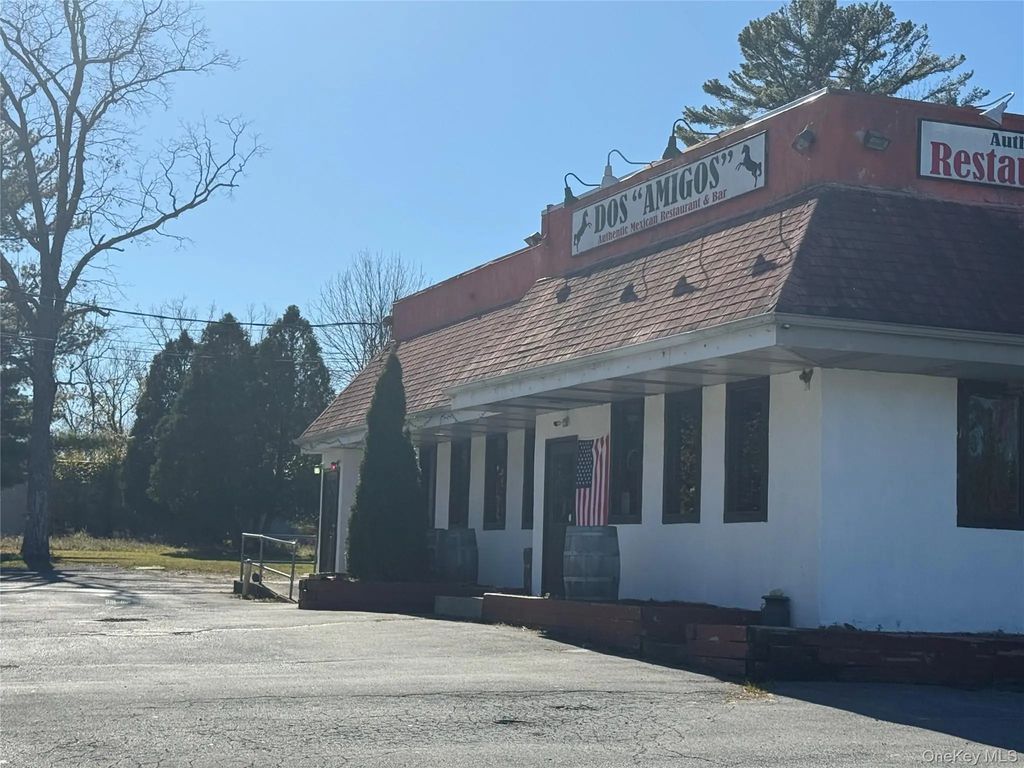 540 Bloomingburg Road, Middletown