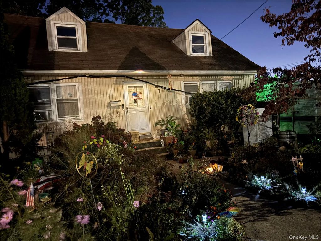 47 G Street, Valley Stream