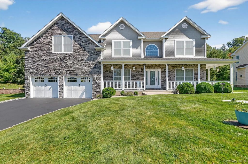 6 Clarion Drive, White Plains