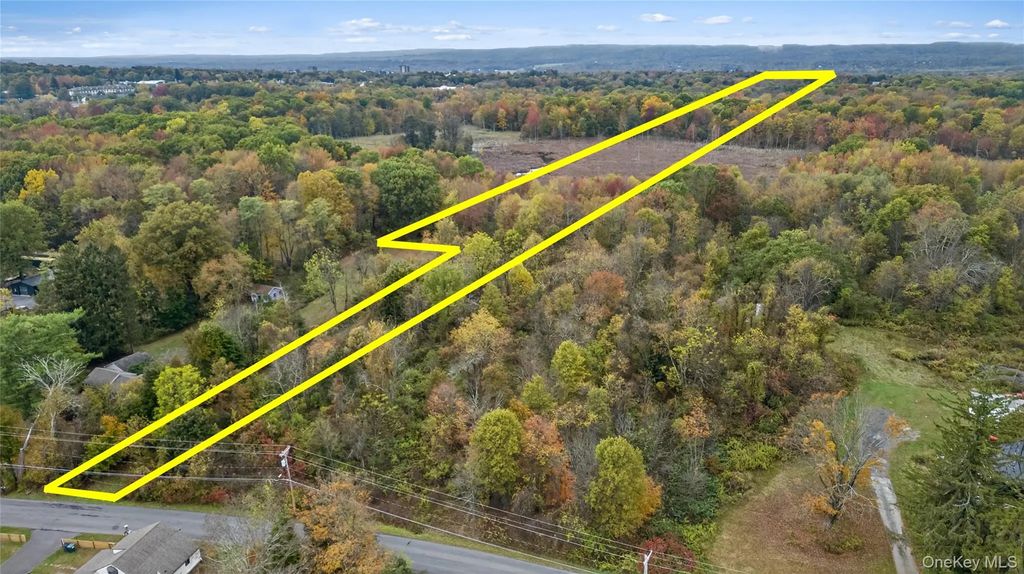 37 N Ohioville Road, New Paltz