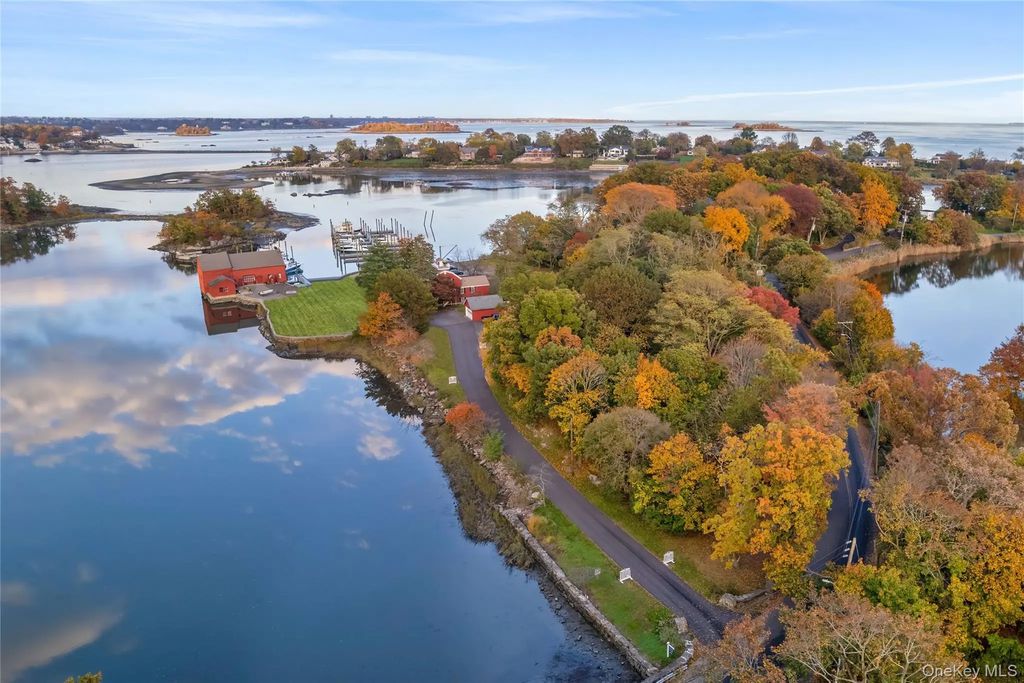 191 Kirby Lane, Rye