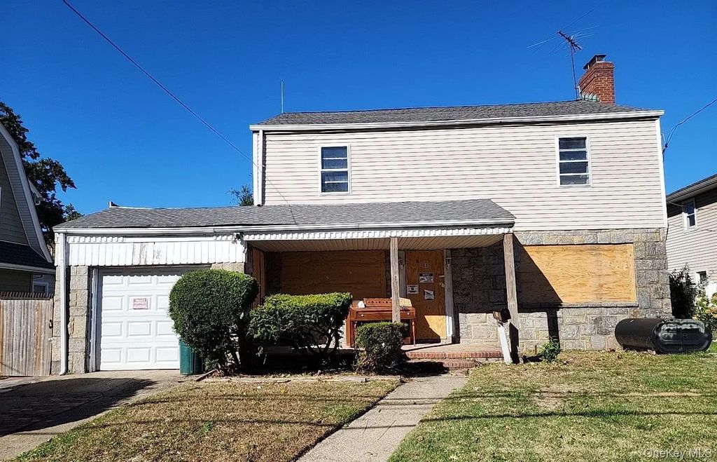 35 Park Boulevard, Malverne