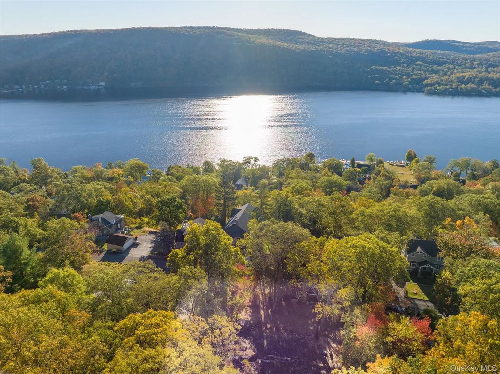 154 Brook Trail, Greenwood Lake