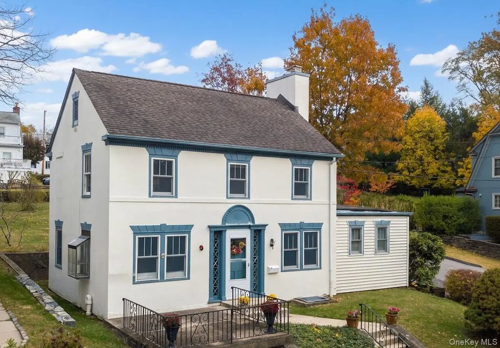 63 Grandview Avenue, Dobbs Ferry