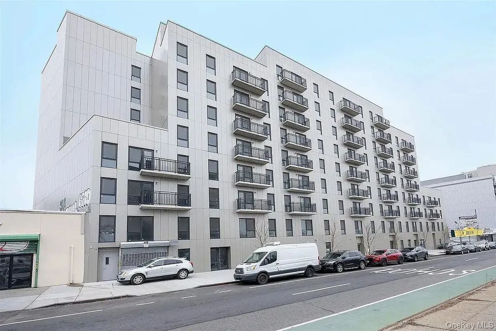 70-40 45th Avenue # 8d, Woodside