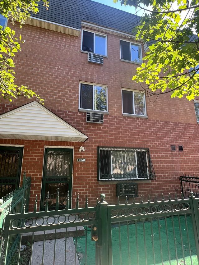 Photo of Listing #926703