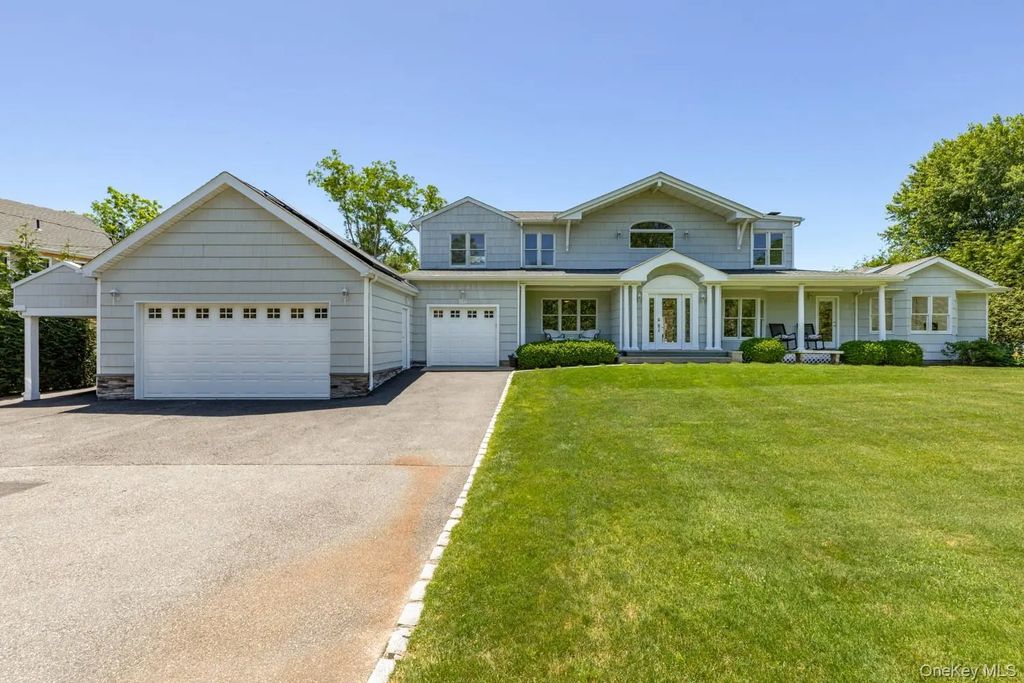 137 South Road, Westhampton