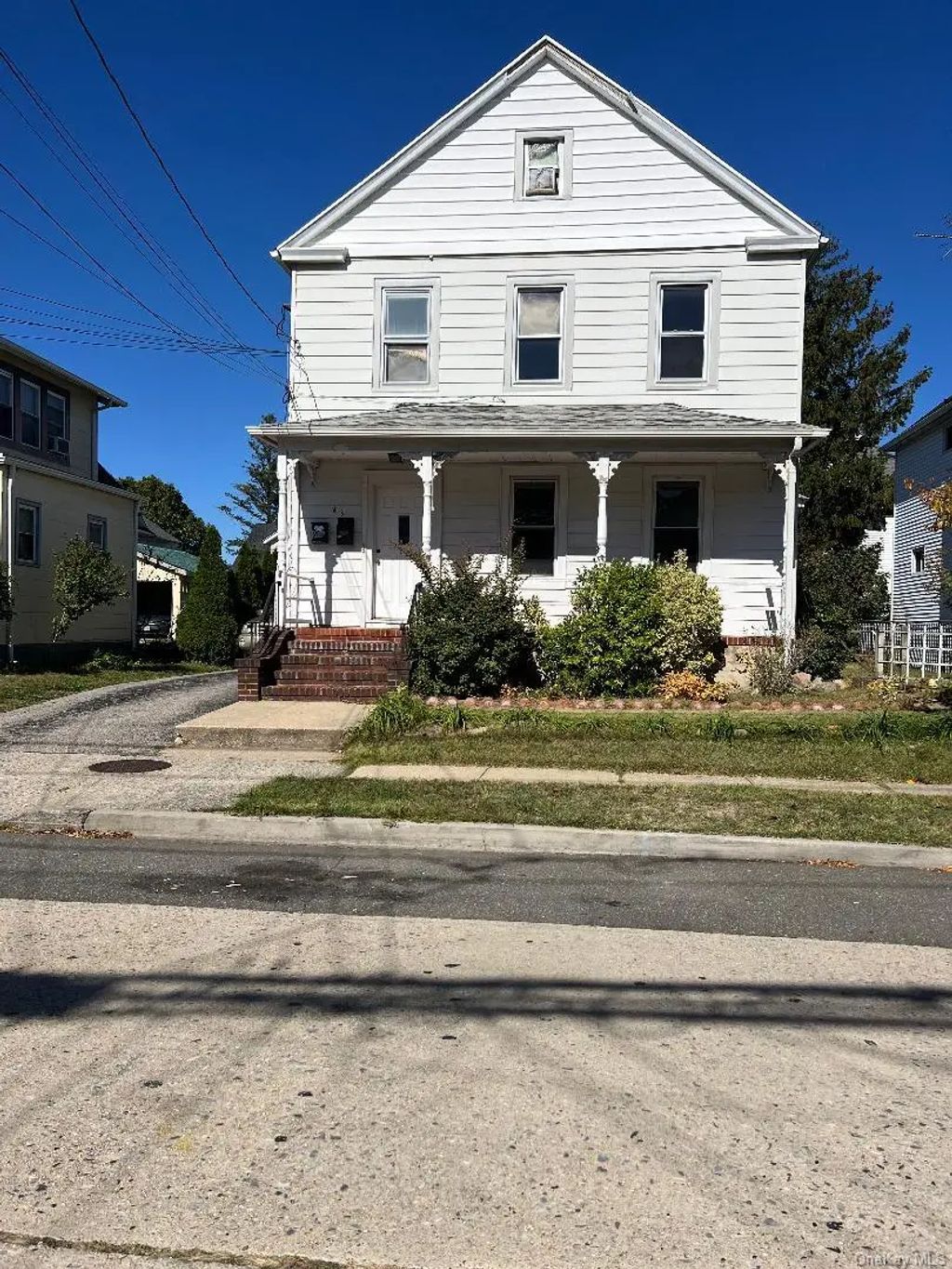 43 W Valley Stream Boulevard, Valley Stream