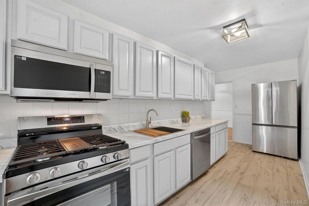 19 Old Mamaroneck Road # 3a, White Plains