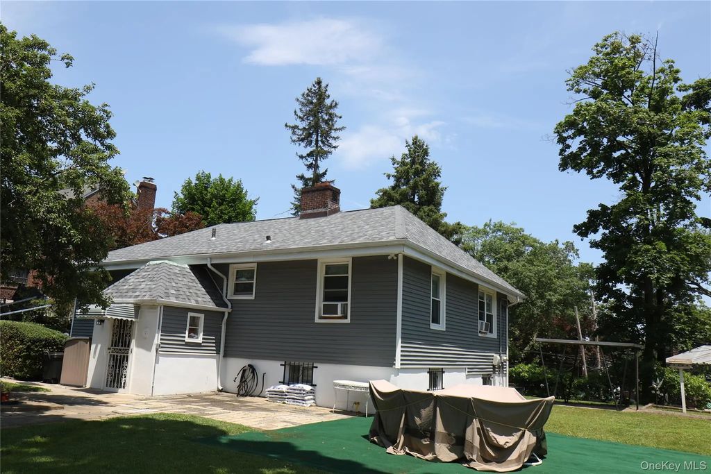 180 Scott Avenue, Yonkers
