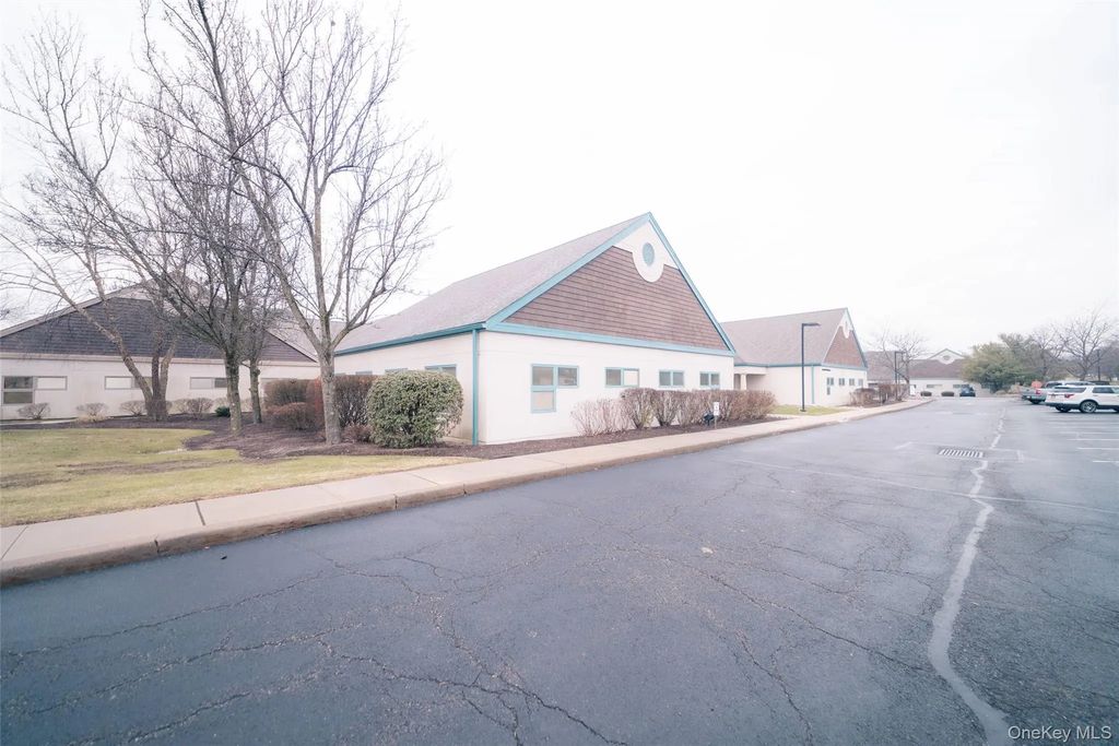 3 Hatfield Lane # 3, Goshen