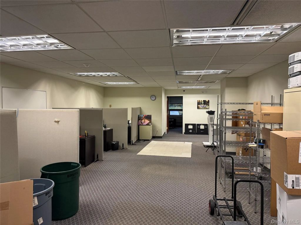 80 Business Park Drive # 107, Armonk