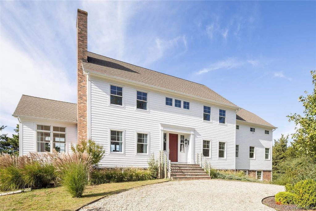 105 Waterview Drive, Southold