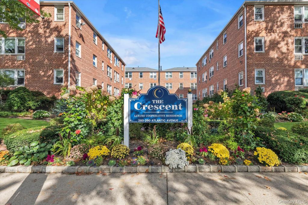290 Atlantic Avenue # 211, East Rockaway