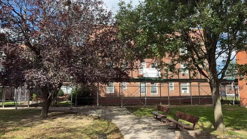 138-29 68th Drive # 1c, Flushing