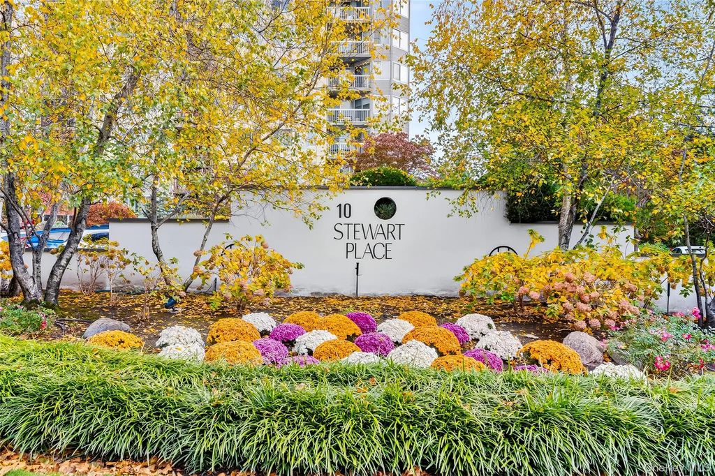 10 Stewart Place # 2dw, White Plains