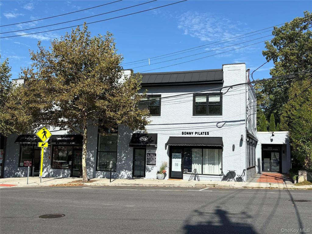 343 Manville Road, Pleasantville