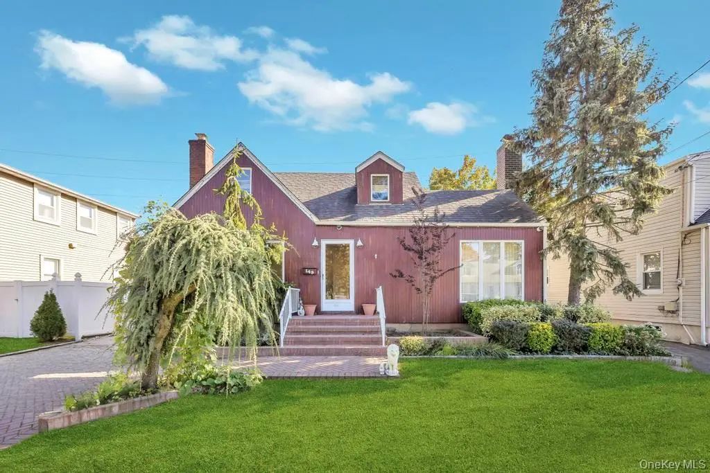 149 Foster Avenue, Valley Stream
