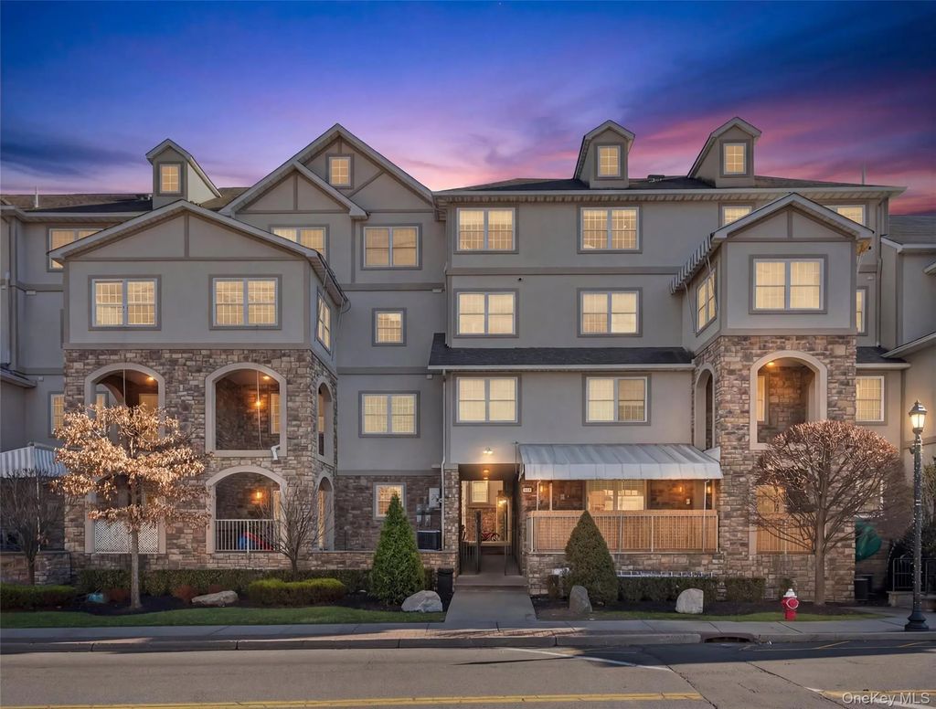 1310 Parkview Drive, Spring Valley