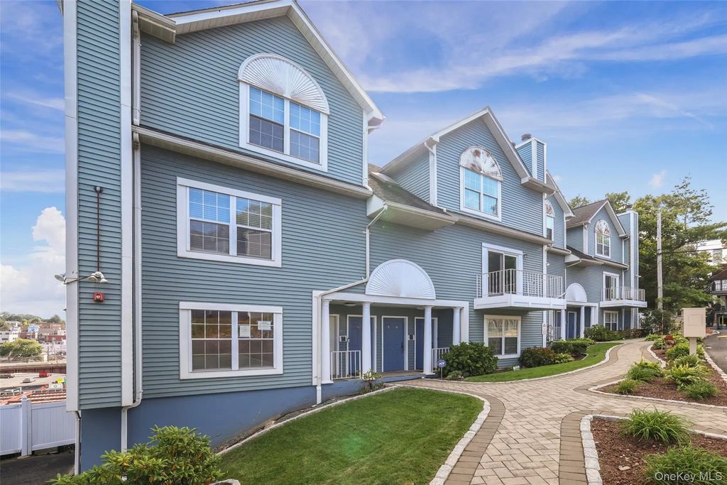 2 Nob Hill Drive, Elmsford