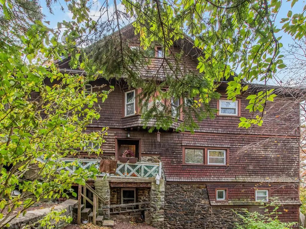 83 Alta Avenue, Yonkers