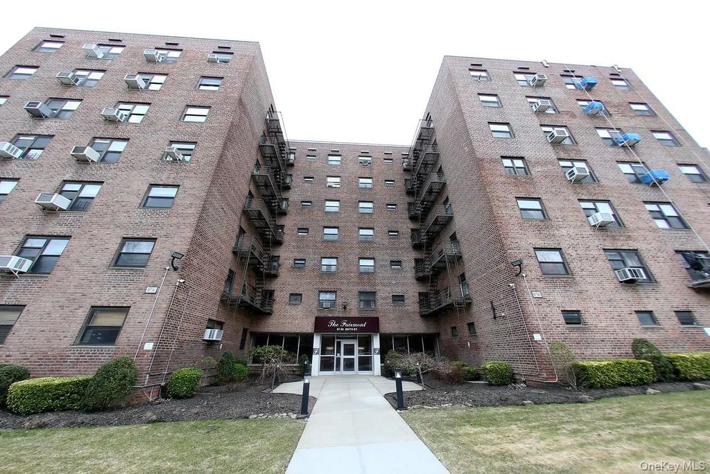 87-50 204 Street # B74, Hollis