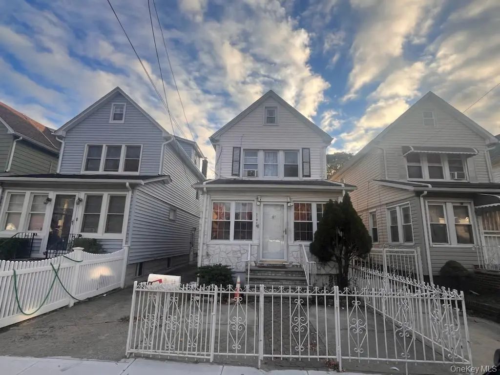 21818 118th Avenue, Cambria Heights