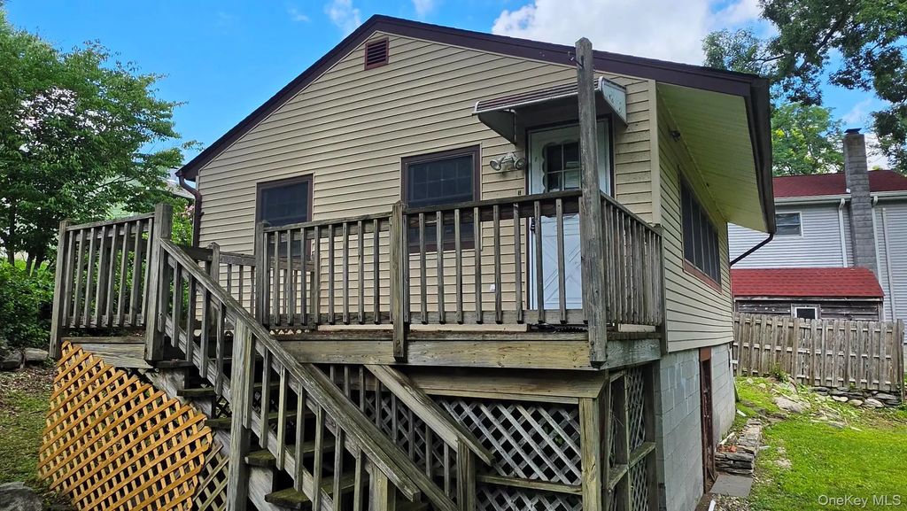 5 Birch Drive, Holmes