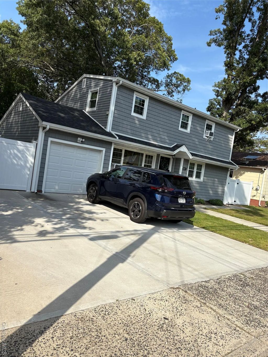 486 Champlain Avenue, West Hempstead