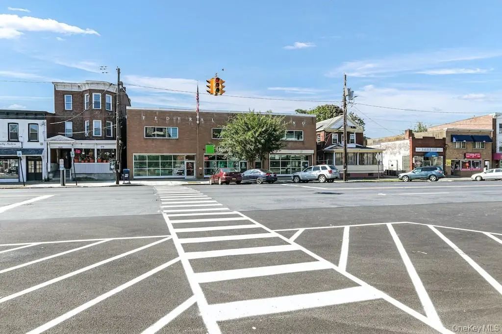 471 Broadway, Newburgh