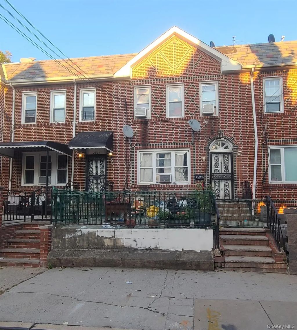 2529 97th Street, East Elmhurst