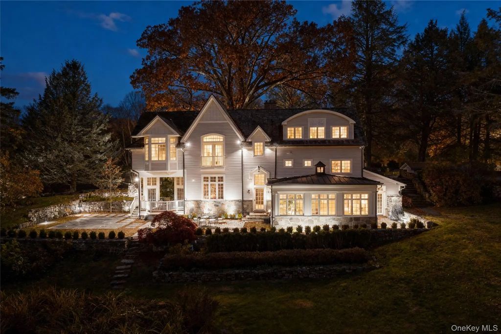 440 Long Ridge Road, Bedford