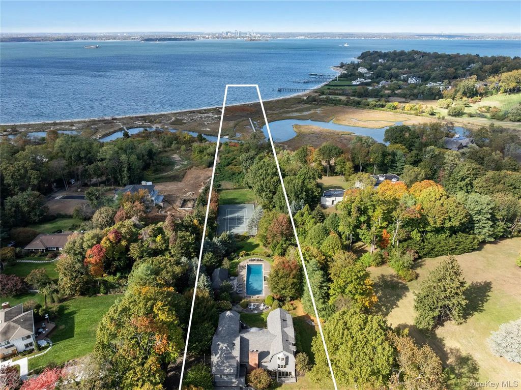 25 Soundview Lane, Sands Point