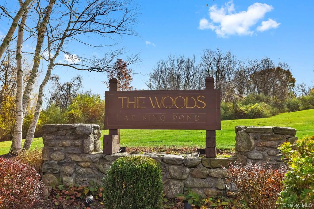 401 Woodsbrook Drive, Mahopac
